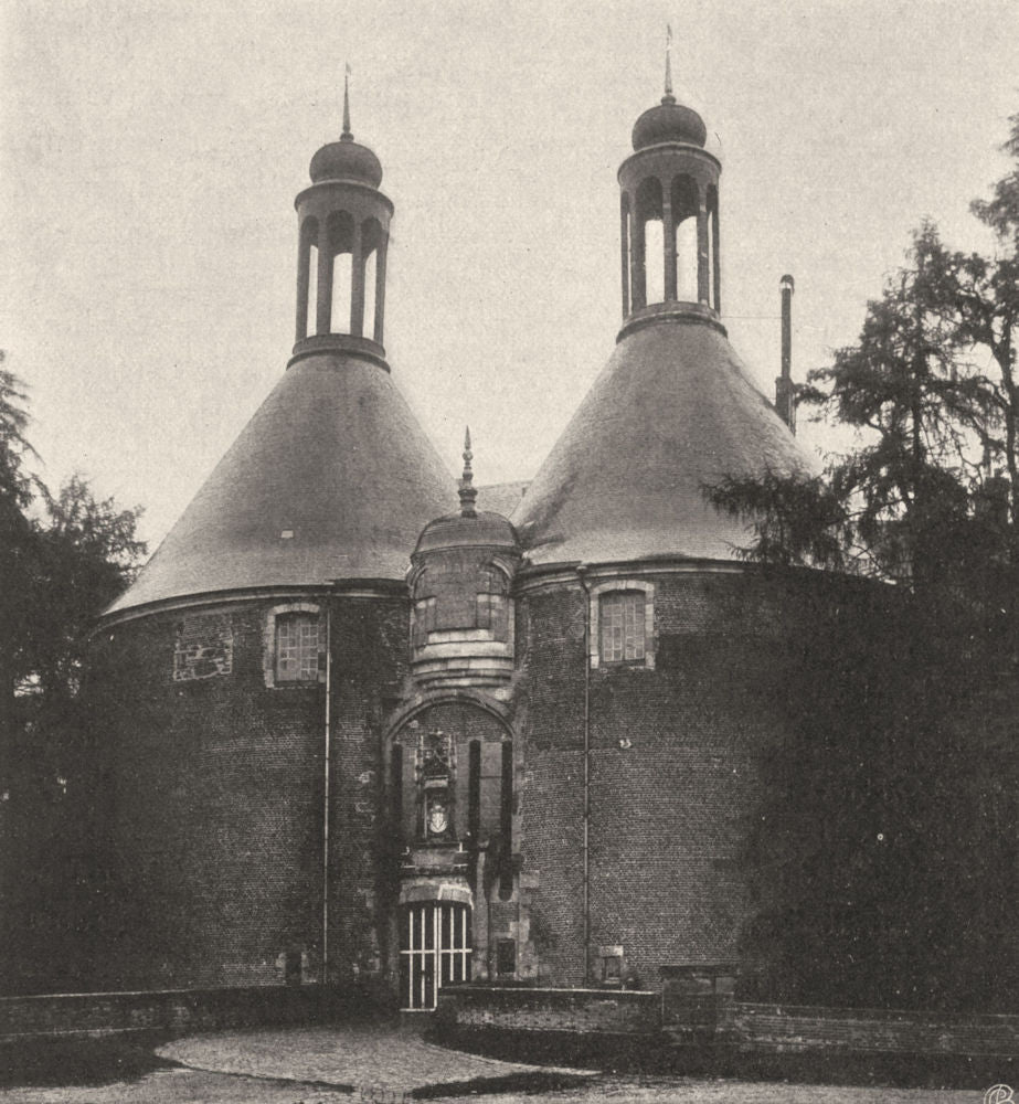 YONNE. Saint-Fargeau- Entrée du château. SMALL. 1905 old antique print picture